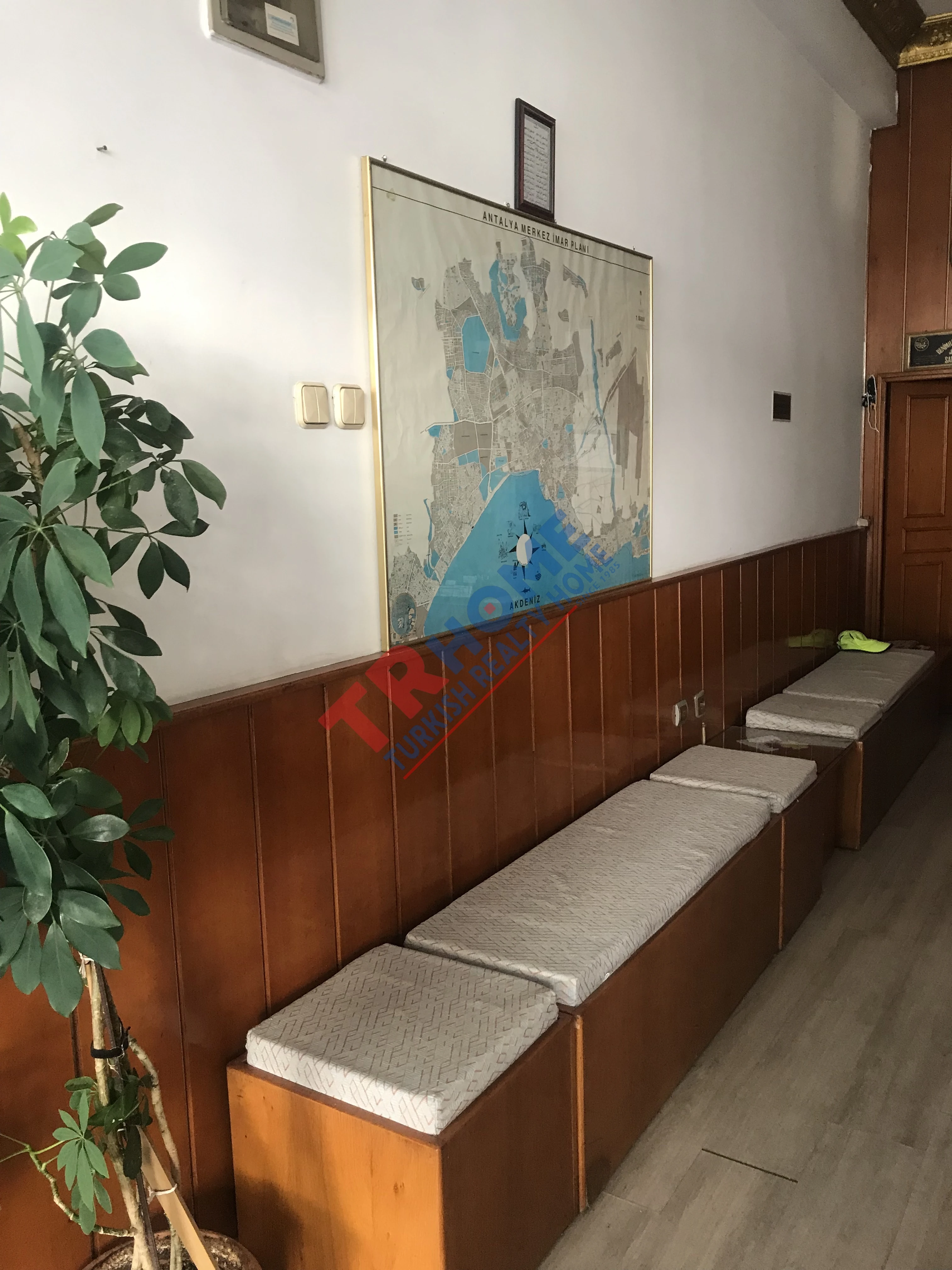 100 bölgesi merkezi konum çok amaçlı kullanım ofis ve yatırım fırsatı