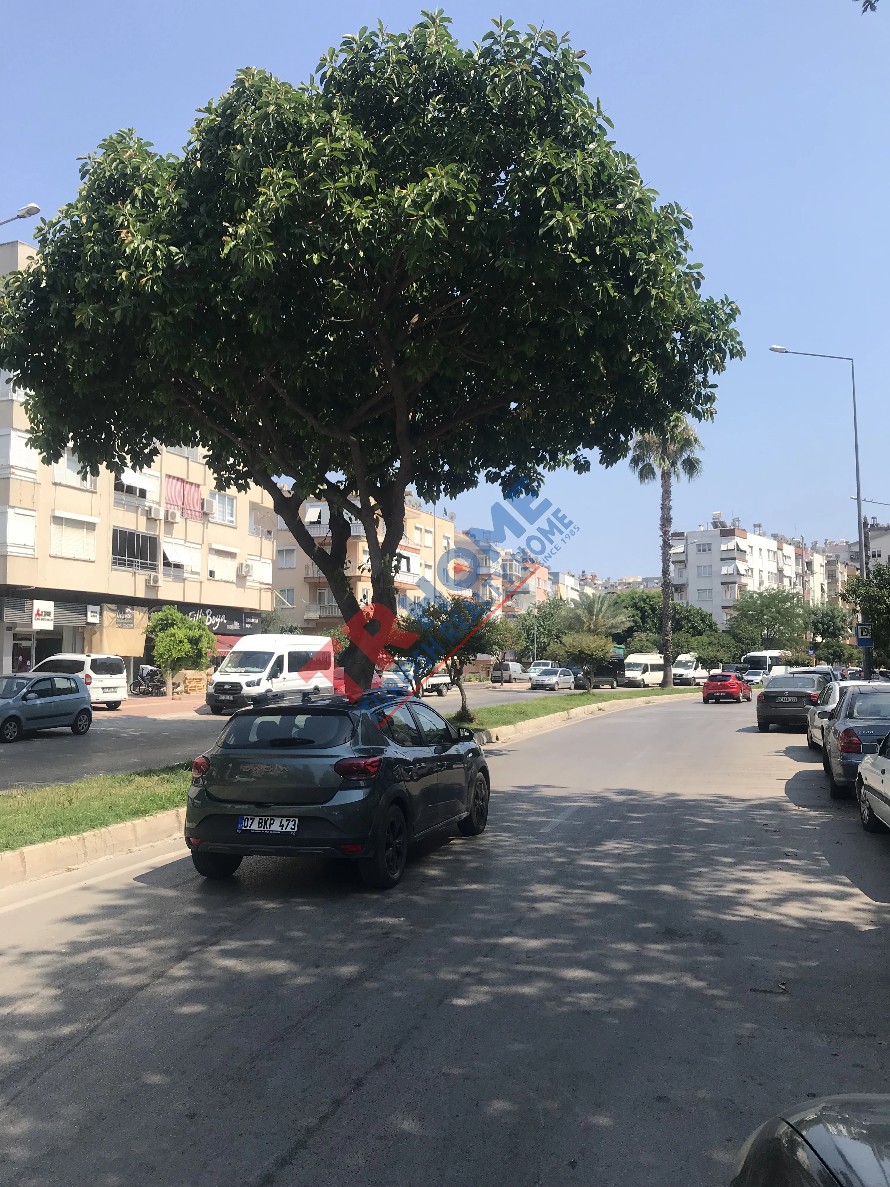 100 bölgesi merkezi konum çok amaçlı kullanım ofis ve yatırım fırsatı